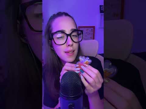 Adoro! #asmr #relax #triggersforsleep #tingles