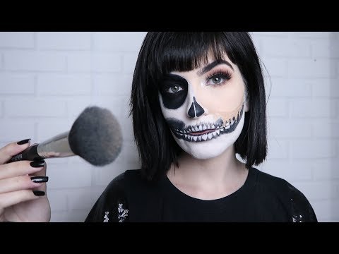 ASMR - Amiga malvada te maquiando para o HALLOWEEN!