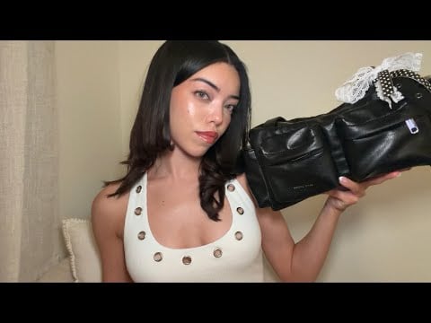 ASMR What’s In My Everyday Bag!