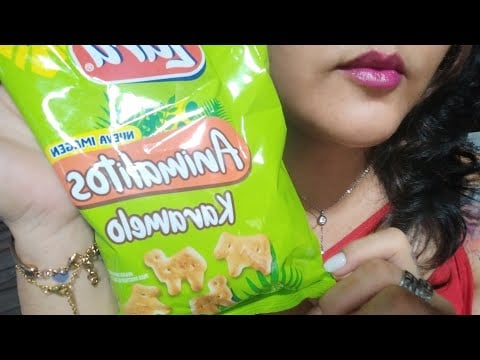 ASMR Comiendo galletas de animalito 😊