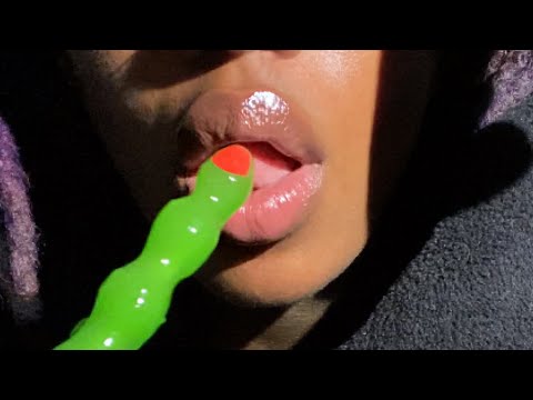 ASMR | FINGER LOLLIPOP LICKING | Bedtime relaxation
