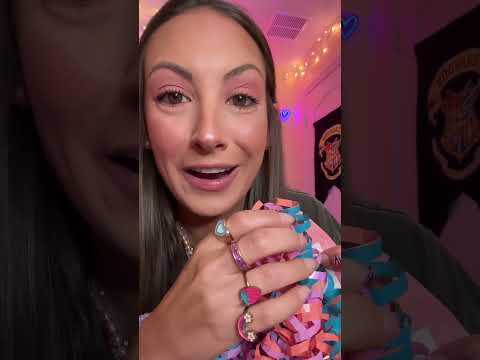 wrapping paper wrap up! 🎁