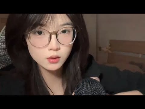 ASMR Kisses 😘 Mouth Sounds
