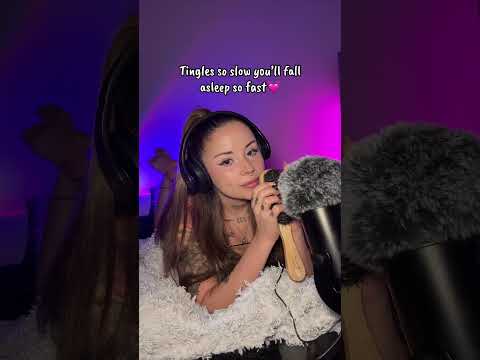 Tingles so slow you’ll fall asleep so fast💓 #tingles #asmr #asmrshorts #asmrvideos #thepose