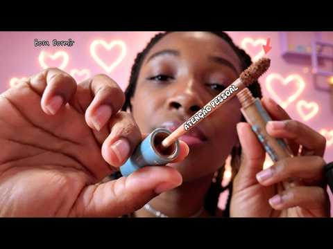 Atenção Pessoal ASMR | Amiga te Fazendo a Make no Quarto + Sussurros para Dormir (caseirinho) ✨