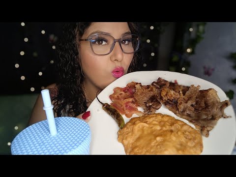 ASMR bistec con frijoles fritos y tortilla recalentada en comal [beef steak with fried beans