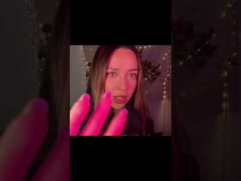 Tickle #asmr #asmrtingles #asmrfluffymic #fluffymic