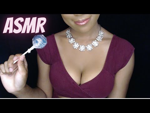 Juicy blue raspberry round LOLLIPOP (mouth sounds)