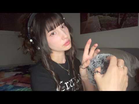 ASMR ᛝ trigger assortment (tapping, gripping, lotion)