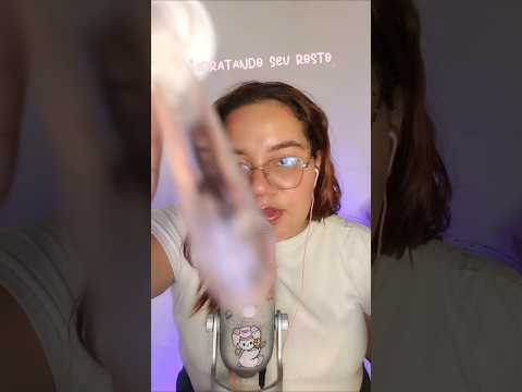 hidratando seu rosto 🌚 #asmr #asmrskincare #asmrskincareroutine #skincare #skincareroutine