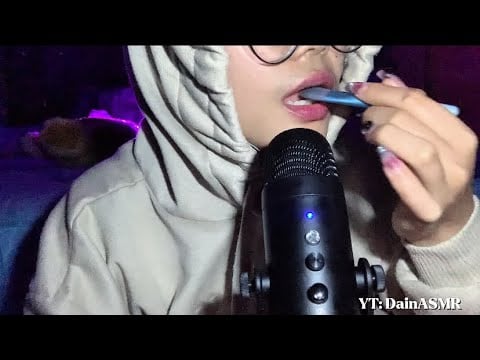 ASMR Spit Painting: Doing Your Makeup (Whispered) 💧🖌️ #asmr #relaxing #sleep #relaxing 
