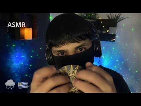 ASMR Tapping Susurros y Besitos + Noche lluviosa en Uruguay 🇺🇾