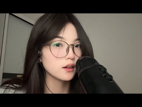 ASMR Ear Eating & Mouth Sounds 😘