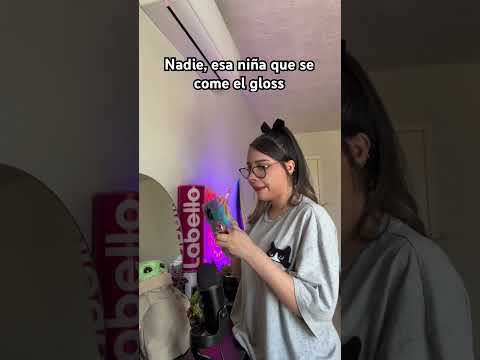 Jajajaja yo #asmr #gloss #lipgloss #glossasmr