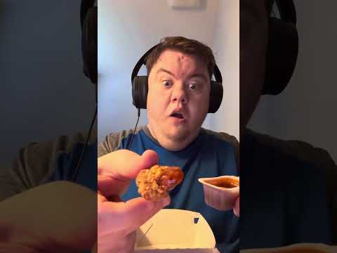 ASMR TRYING TACO BELL’S NEW CRIPSY CHICKEN NUGGETS