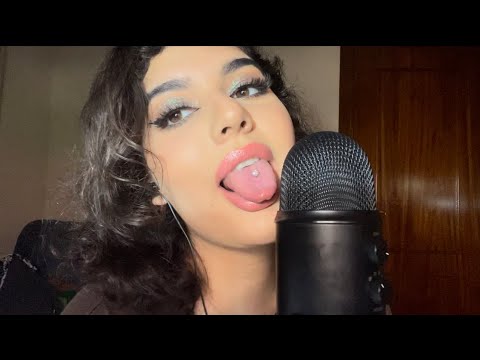 ASMR CON EL PIERCING DE LA LENGUA