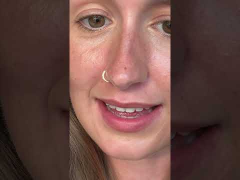 #kiss #asmr #asmrkiss