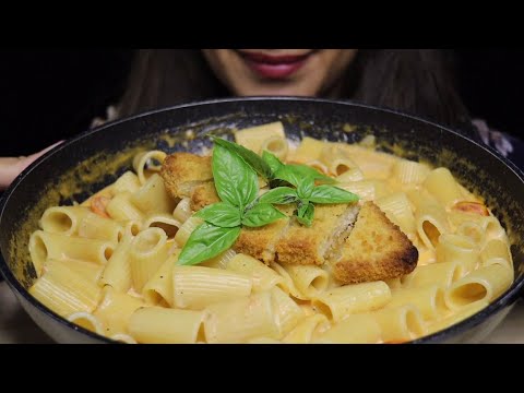 ASMR CREAMY RIGATONI CHEESY BREADED CHICKEN MUKBANG no talking CREMA ASMR #asmr #mukbang #pasta