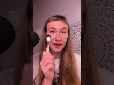 ASMR face eating | sounds for foodies