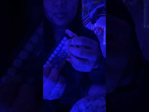 ASMR Scratching & Tapping