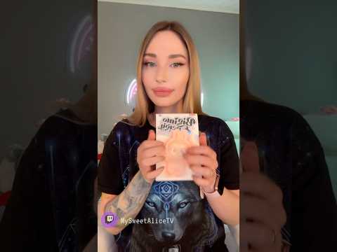 Labubu unboxing 💕 #labubu #labubuunboxing #asmr #asmrunboxing #asmrsounds #asmrvideo #asmrtriggers