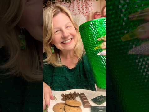 ASMR St. Patrick’s Day Snack Plate 😋🍀💕 #chocolate #asmrsnacks #snackplate ✨