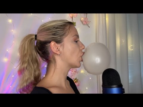 ASMR Side Profile Bubble Gum Bubble Blowing 👄💗