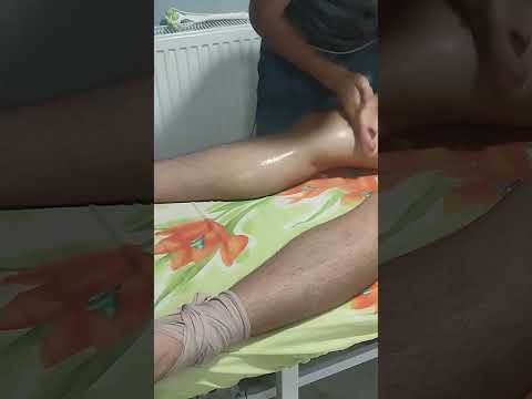 AMAZING QUADRICEPS RELAXING MASSAGE TURKISH THERAPY #satisfying #relaxing #asmr #shorts #massage