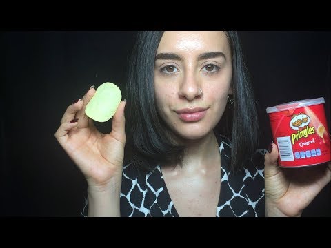 ASMR EN ESPAÑOL -  SONIDOS CRUJIENTES CON PAPITAS PRINGLES