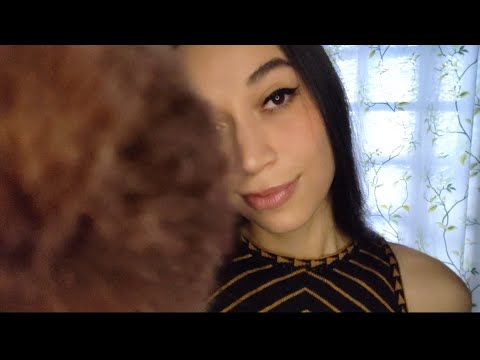 ASMR Mouth sounds and câmera brushing - Pincel na tela e sons de boca