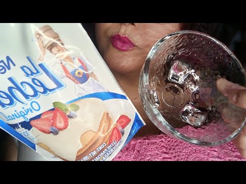 ASMR comiendo leche condensada #asmr #mouthsounds 