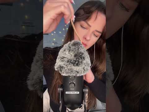 when the asmrtist is locked in💪💪💪 #asmr #relax #brainmassage #scalpscratching