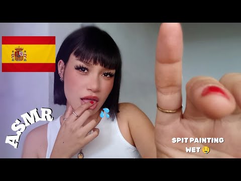 ASMR SPIT PAINTING + SPEAKING RANDOM WORDS IN SPANISH 
