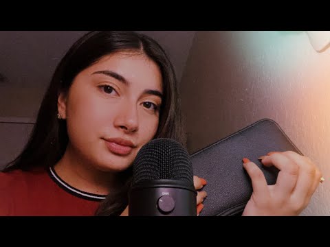 ASMR | tapping on acrylics & random items 💅