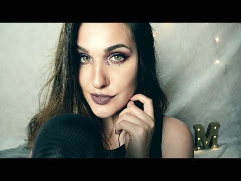 El trigger más COSQUILLOSO y besitos 💋 || ASMR Español