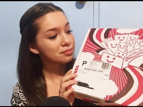 ASMR - Munchpak Unboxing & Tasting!