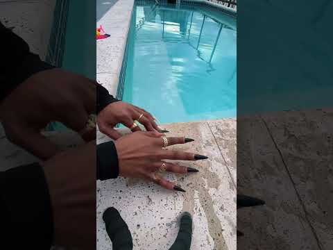 asmr who does it better ? #asmr #poolasmr #thisorthatasmr #asmrgames