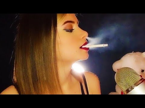 Close Up Inhaling /ASMR 💋