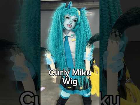 Curly Miku Wig Styling! #asmr #hatsunemiku #alienmiku