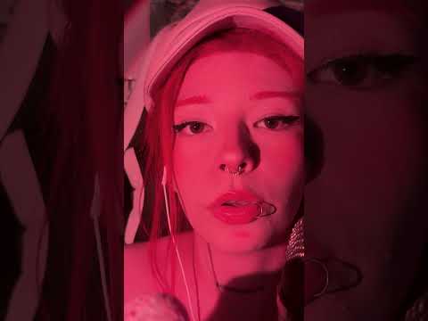 #asmr #lollipop #mouthsounds #egirl