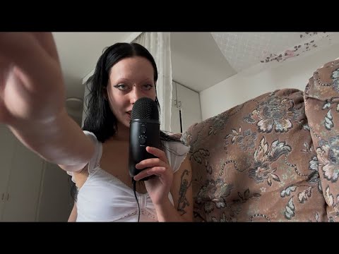ASMR Suomi- lemppari biisien lyrics kuiskaten 
