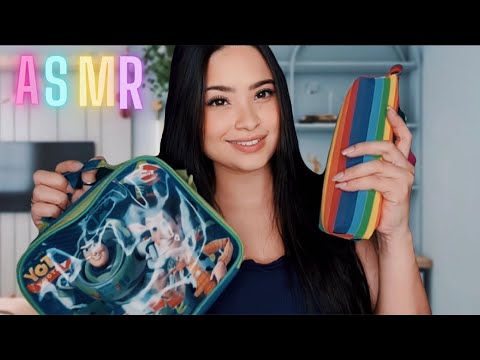 ASMR: MÃE TE ARRUMANDO PARA O PRIMEIRO DIA DE AULA!