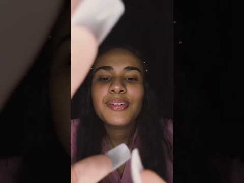 ASMR COLOCANDO FIGURINHAS NO SEU ROSTO!#triggers #viral #asmr #viralshort #shorts #short#dormir#sono