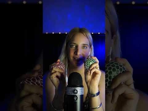 ASMR PELOTAS SQUISHY #asmr #asmrargentina #asmrespañol #shorts #asmrpelotasquishy #serenarteasmr