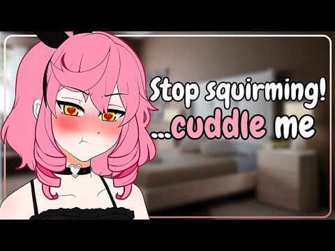 [F4A] Tsundere Roommate Sneaks Into Your Bed For Cuddles [Confession] [Friends To Lovers]