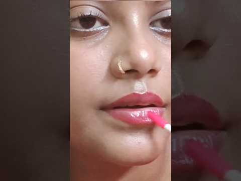 ASMR Lipgloss Application 💋#asmr#asmrshraboni #shorts