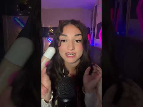 ASMR unboxing makeup