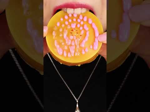 Satisfying wax candy moment ASMR