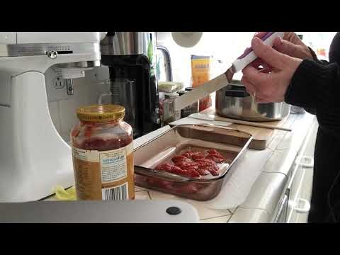 Ad-free ASMR; Cooking veggie lasagna - soft spoken