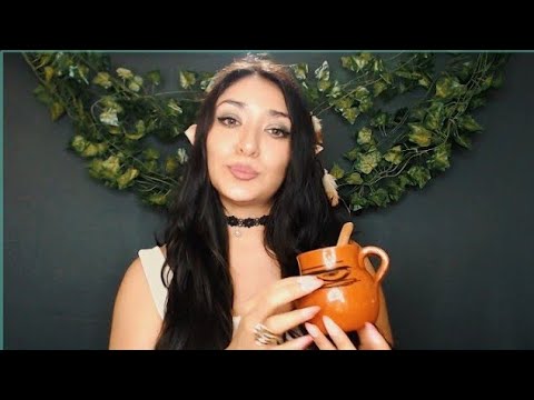 ASMR UNA ELFA TE CONSIENTE / soft spoken 🧚‍♀️🍒💤